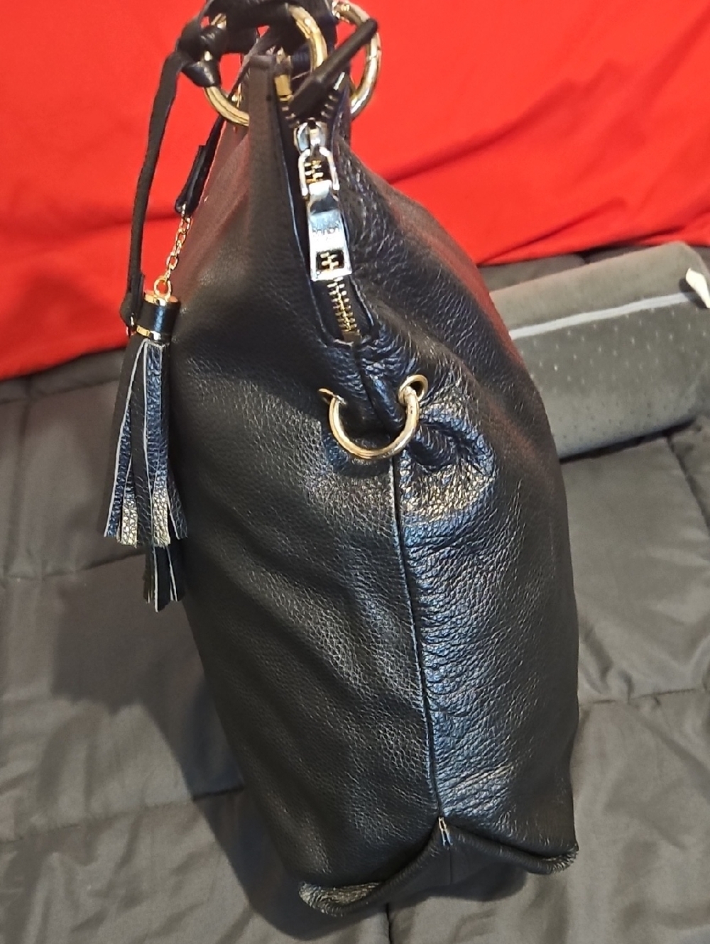 Prada Vitello Daino Extra Large Pebbled Leather Tote Bag - Picture 4 of 14